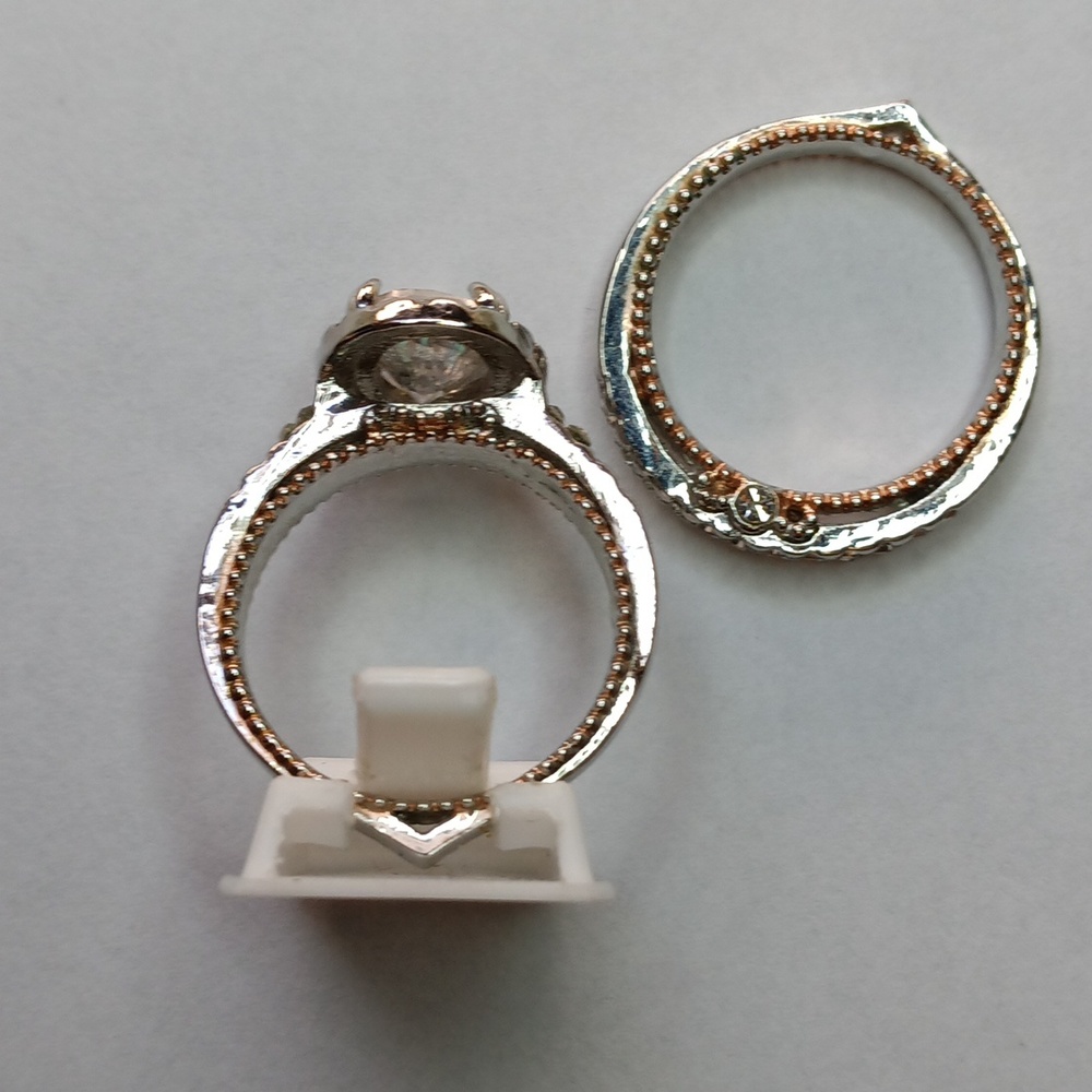 White sapphire wedding set - Picture 2 of 6